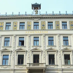 ホステル Maverick Athenaeum, ブダペスト